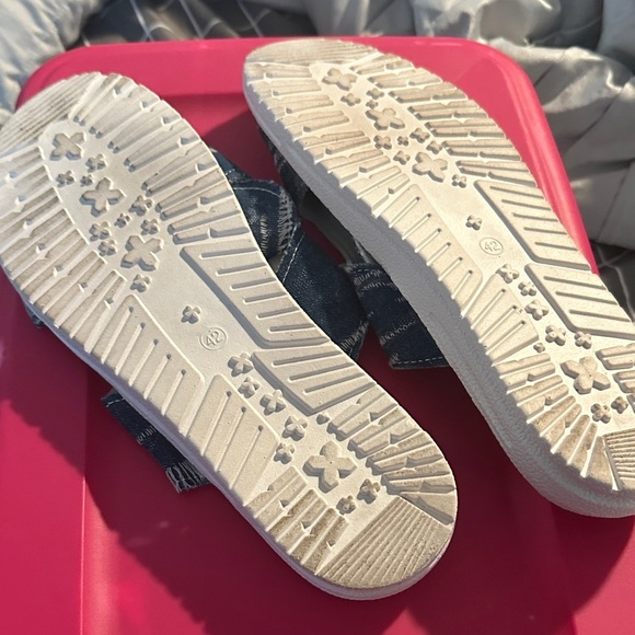 Denim Slide Sandals with White Laces - Picture 3 of 3